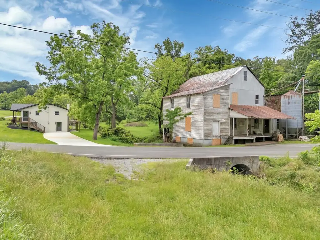 Clover Hill Mill with House